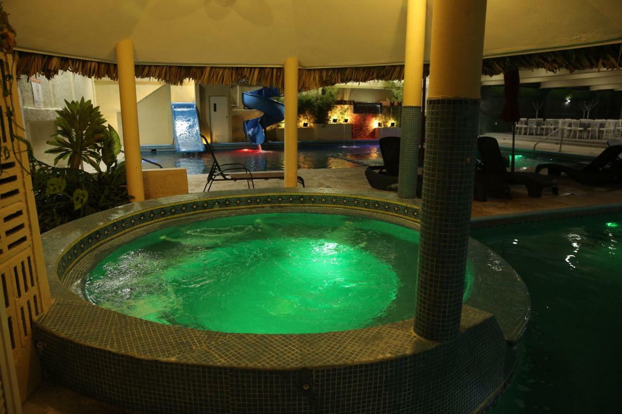 Hotel Miramar Inn ซิวดัดมาเดโร ภายนอก รูปภาพ